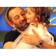  BEN SHARON U ÖPMEK İÇİN PARA ALIRDIM 